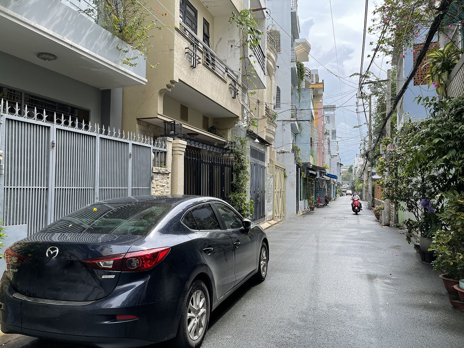 Bán nhà Trường Sa, Quận Phú Nhận 3 lầu hẻm nhựa 7m, hẻm 2 ôtô 7 chỗ tránh nhau, khu VIP